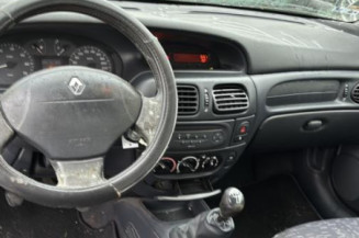 Plage arriere RENAULT MEGANE 1