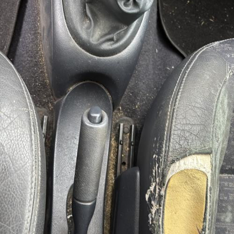 Plage arriere RENAULT MEGANE 1 Photo n°19