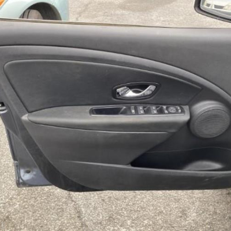 Compresseur clim RENAULT MEGANE 3 Photo n°18