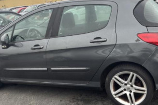 Pivot de moyeu avant gauche PEUGEOT 308 1