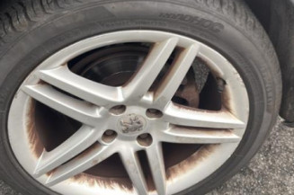 Pivot de moyeu avant gauche PEUGEOT 308 1