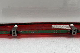Feu arriere stop central RENAULT SCENIC 2