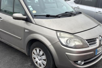 Feu arriere stop central RENAULT SCENIC 2