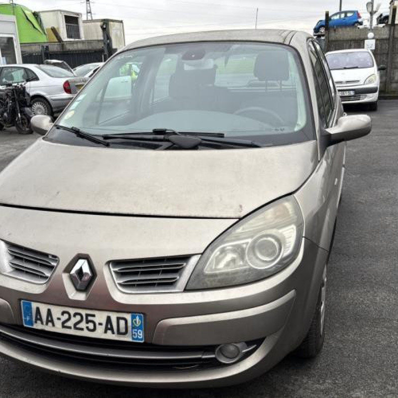 Feu arriere stop central RENAULT SCENIC 2 Photo n°16