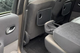 Feu arriere stop central RENAULT SCENIC 2