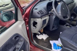Baguette de porte arriere droite RENAULT CLIO 2