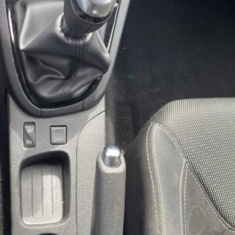 Actionneur verrou trappe d'essence RENAULT CLIO 4 Photo n°15