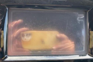 Actionneur verrou trappe d'essence RENAULT CLIO 4
