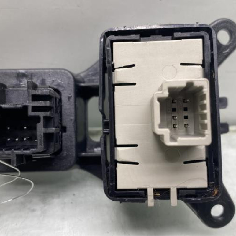 Commande regulateur vitesse RENAULT CLIO 4 Photo n°3