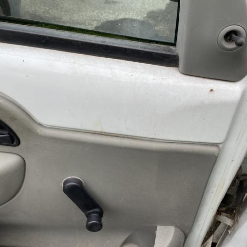 Porte avant droit RENAULT KANGOO 1 Photo n°17