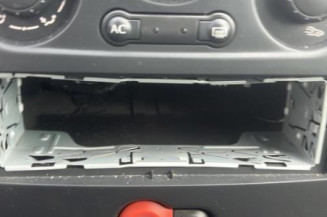 Bouton de coffre RENAULT CLIO 3