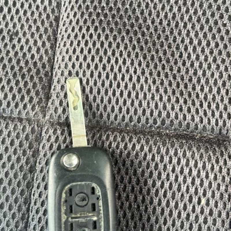 Boitier de prechauffage RENAULT CLIO 3 Photo n°19