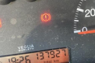 Levier frein à main FIAT PUNTO 2