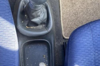 Levier frein à main FIAT PUNTO 2