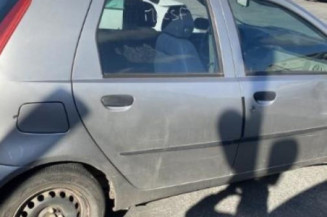 Levier frein à main FIAT PUNTO 2