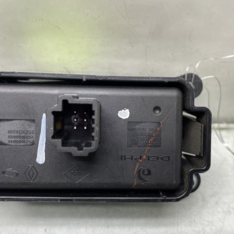Bouton de warning RENAULT LATITUDE Photo n°3