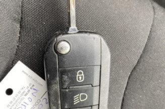 Ceinture arriere gauche PEUGEOT 208 1