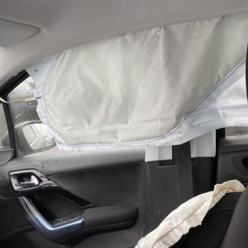 Ceinture arriere gauche PEUGEOT 208 1 Photo n°16