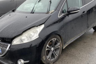 Ceinture arriere gauche PEUGEOT 208 1
