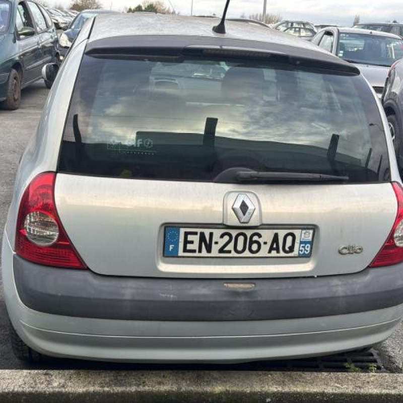 Bouton de warning RENAULT CLIO 2 Photo n°8