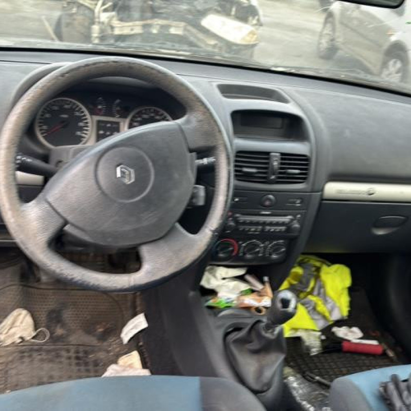 Bouton de warning RENAULT CLIO 2 Photo n°16