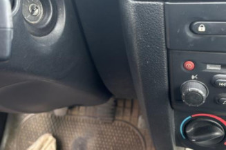Bouton de warning RENAULT CLIO 2