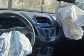 Crochet de remorquage FORD FIESTA 6