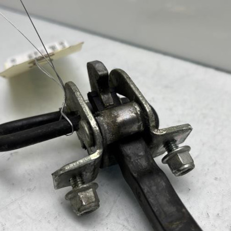 Arret de porte avant gauche FIAT 500 2