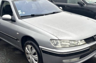 Pare choc arriere PEUGEOT 406