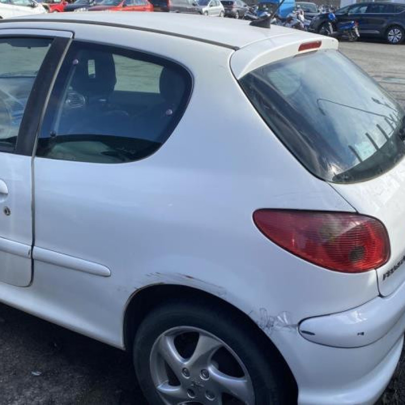 Boitier air bag PEUGEOT 206 Photo n°15