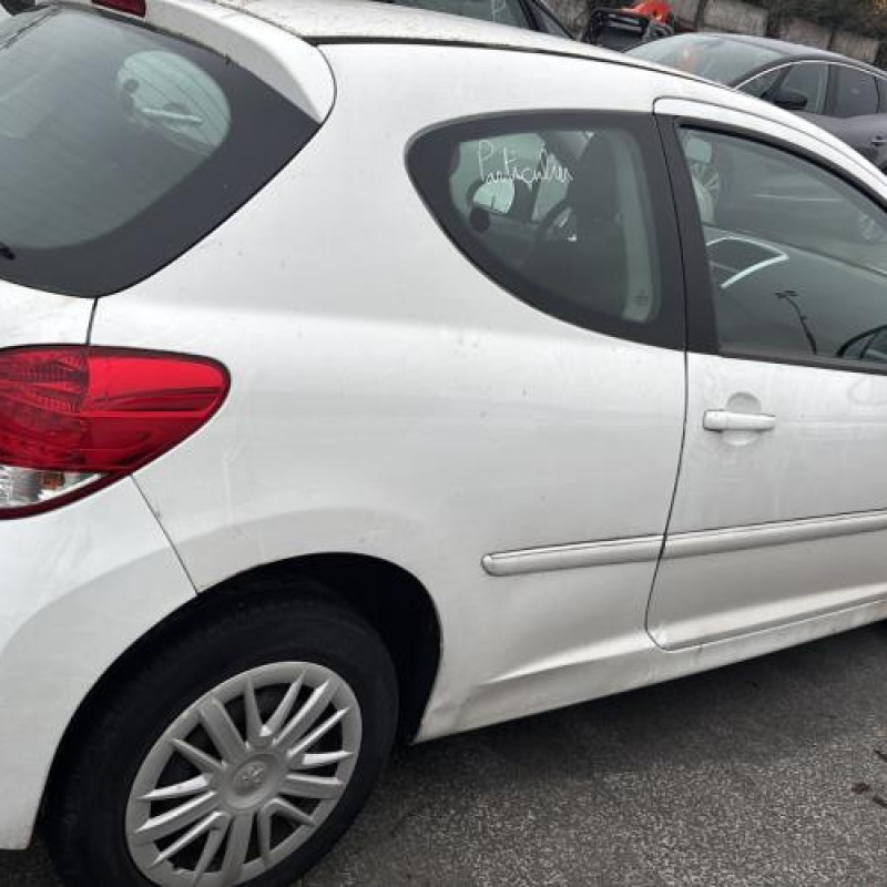 Ceinture arriere gauche PEUGEOT 207 Photo n°9
