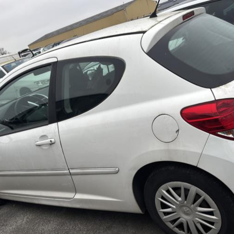 Ceinture arriere gauche PEUGEOT 207 Photo n°10