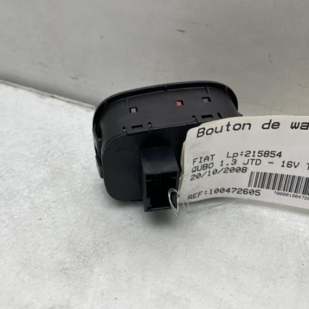Bouton de warning FIAT QUBO