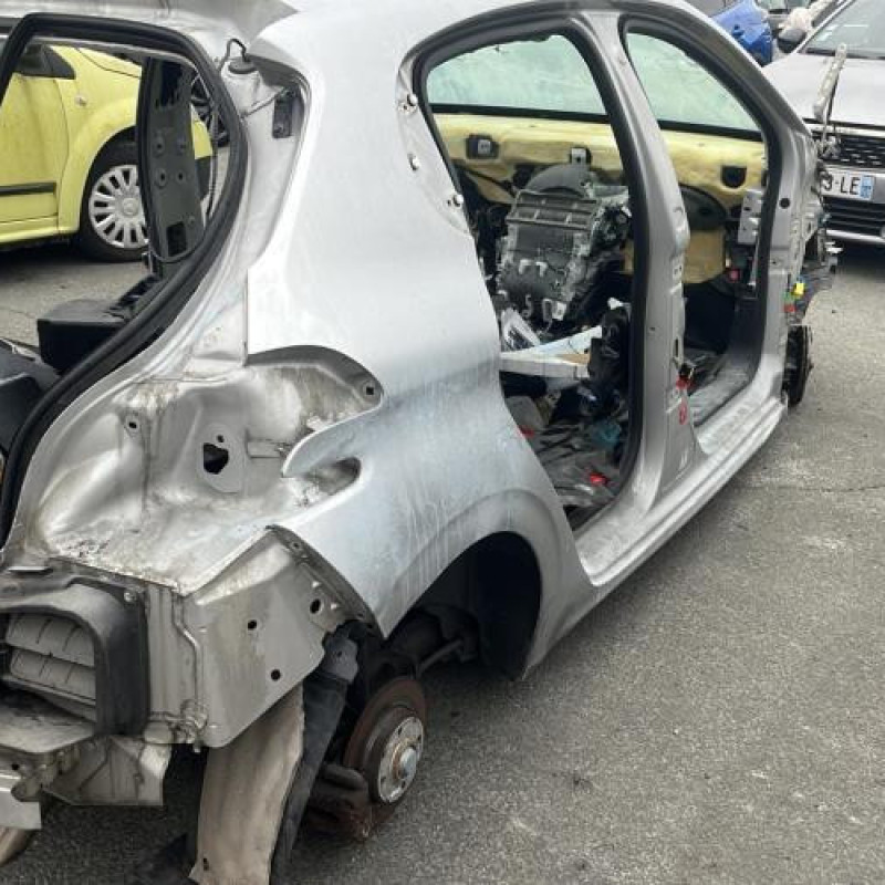 Amortisseur avant droit PEUGEOT 208 1 Photo n°8