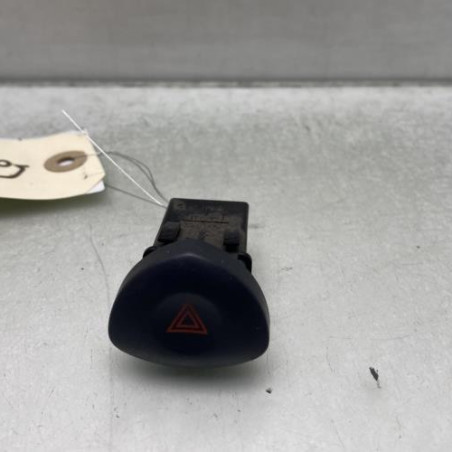 Bouton de warning RENAULT CLIO 2 Photo n°1