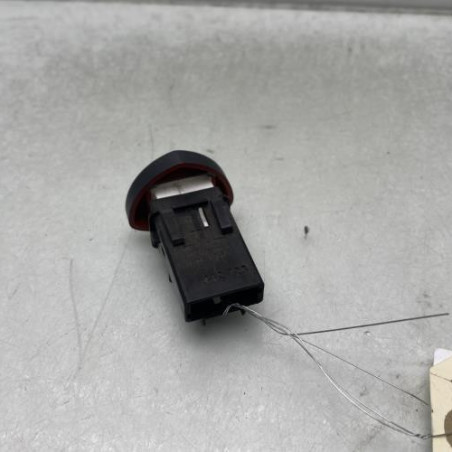 Bouton de warning RENAULT CLIO 2