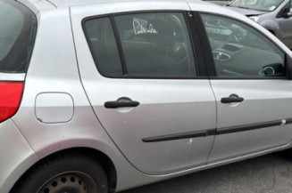Amortisseur avant gauche RENAULT CLIO 3
