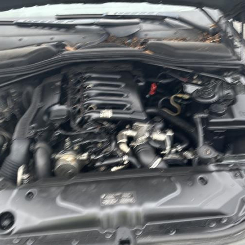 Poignee porte arriere droit BMW SERIE 5 E60 Photo n°20