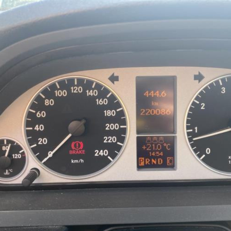 Serrure arriere gauche MERCEDES CLASSE B 245 Photo n°9