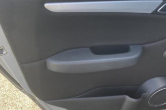 Serrure avant droit MERCEDES CLASSE B 245