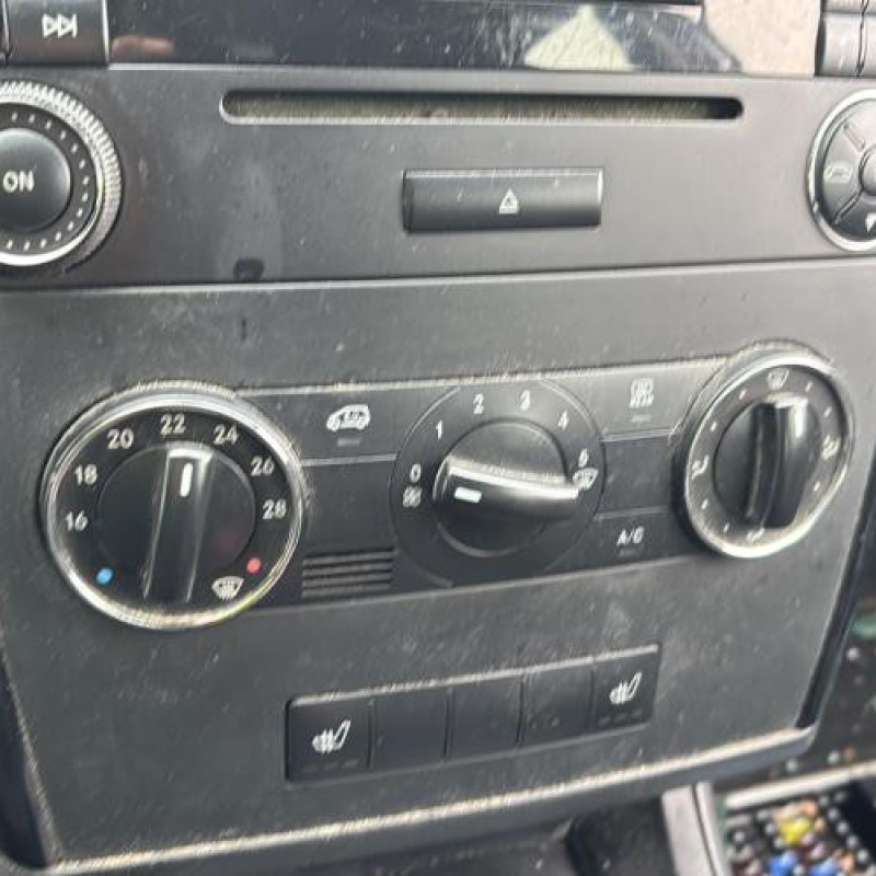 Serrure arriere gauche MERCEDES CLASSE A 169 Photo n°17