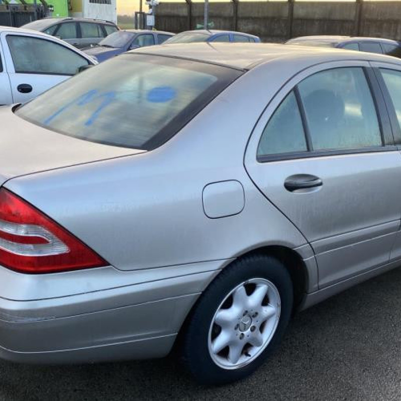 Jante MERCEDES CLASSE C 203 Photo n°8