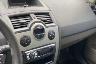 Bouton de coffre RENAULT MEGANE 2