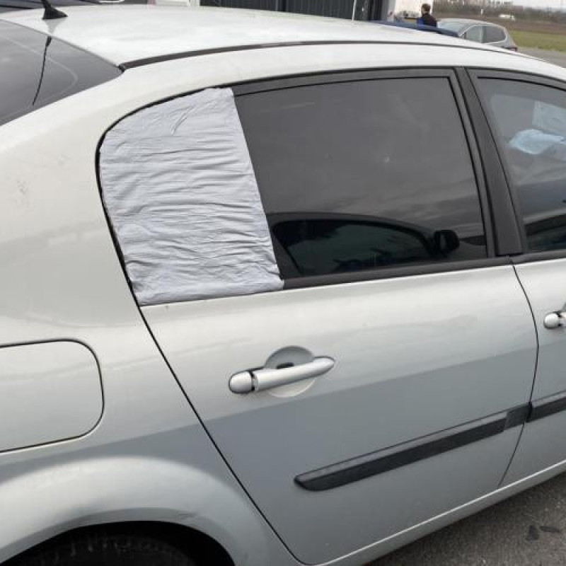Bouton de coffre RENAULT MEGANE 2 Photo n°17