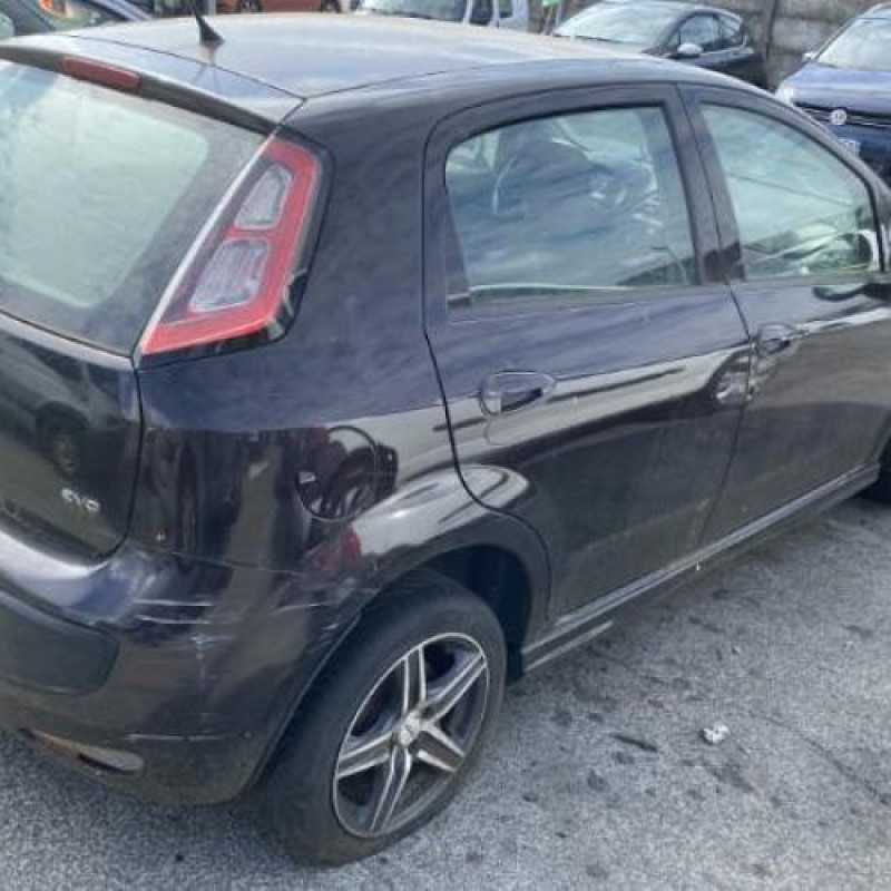 Aile avant gauche FIAT PUNTO EVO 3 Photo n°16