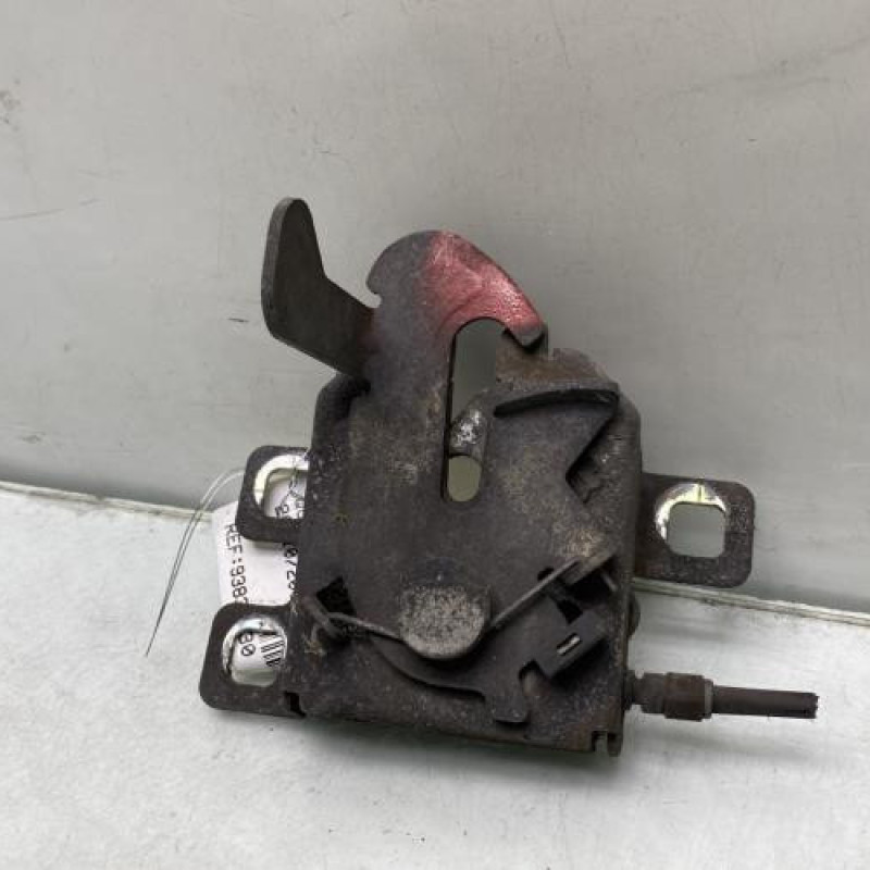 Fermeture de capot FIAT QUBO Photo n°1