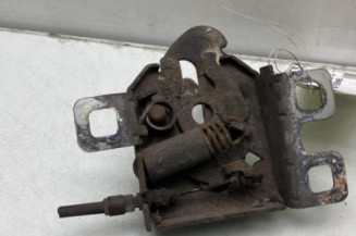 Fermeture de capot FIAT QUBO