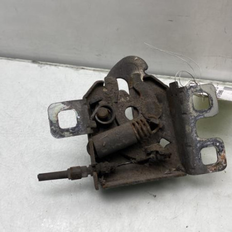 Fermeture de capot FIAT QUBO
