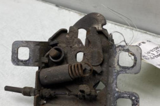 Fermeture de capot FIAT QUBO