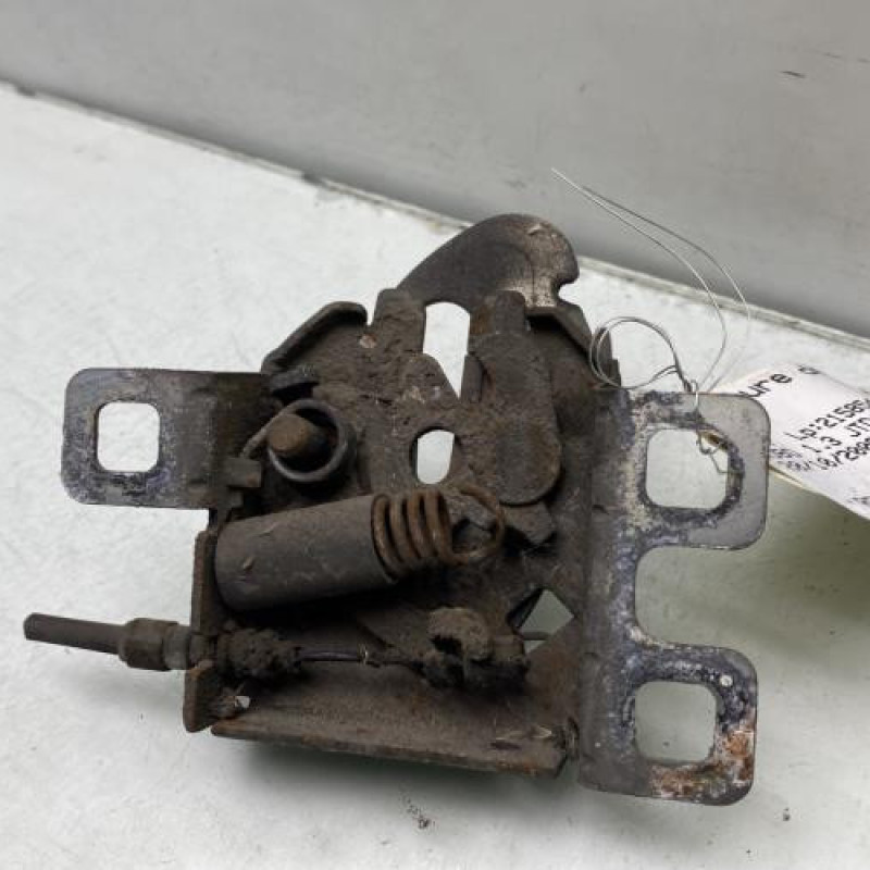 Fermeture de capot FIAT QUBO Photo n°3